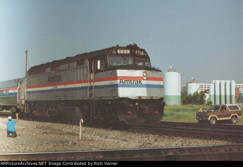 Amtrak #255